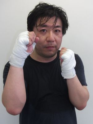 <span style='font-weight:bold;'>井上 雄司</span><span style='font-size:0.8em'>Yuji Inoue</span><span style='font-size:0.8em; font-style:italic;'>戦績 8敗1分</span>
